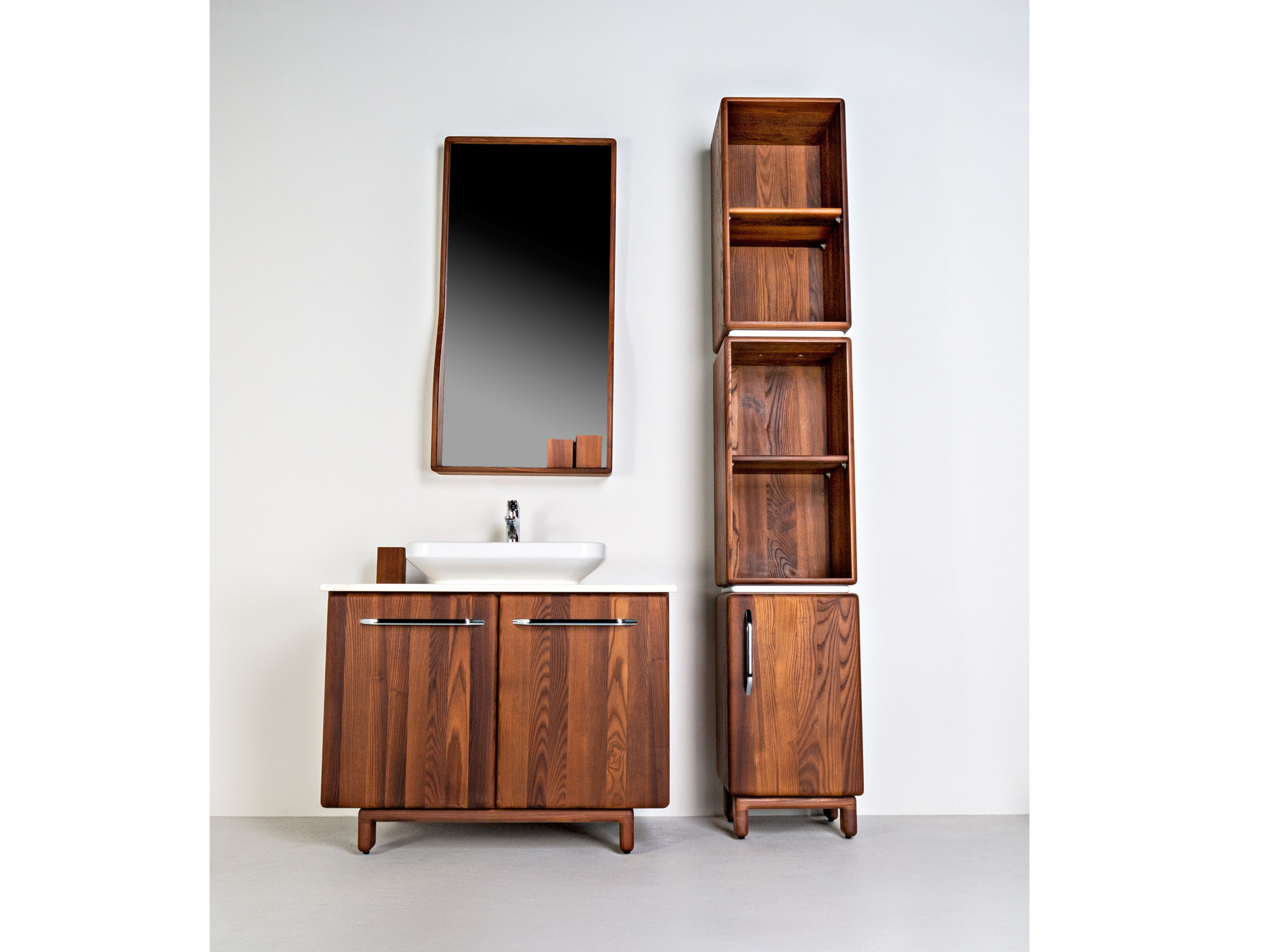 Напольная колонна для ванной из ясеня HOOKL und STOOL Тара ARCH-00128290