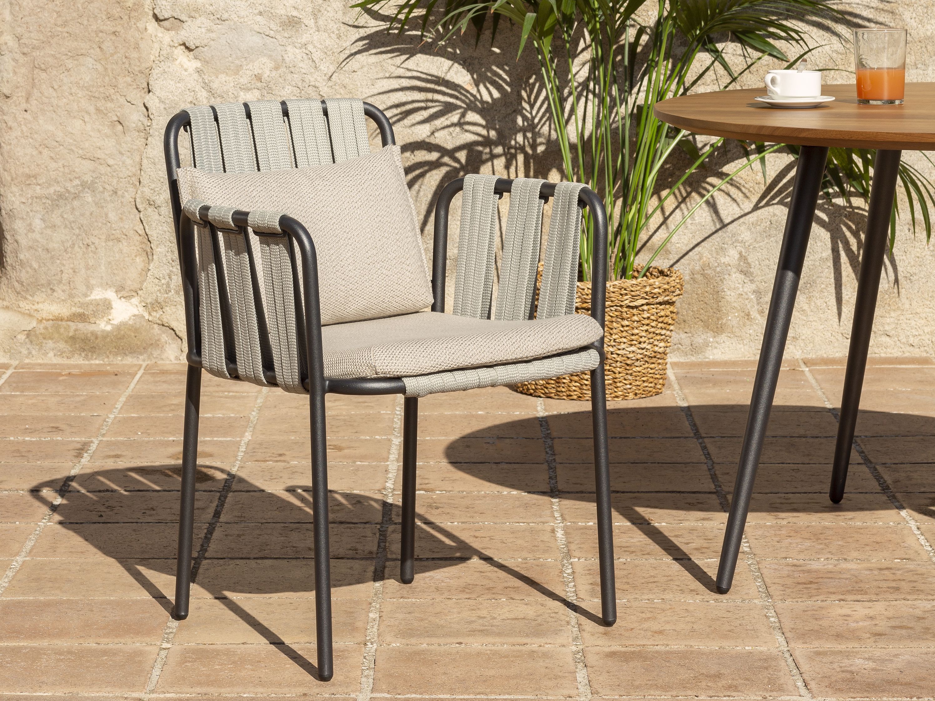 Садовый стул с подлокотниками Bivaq Teja ARCH-00052044 - Вид №1