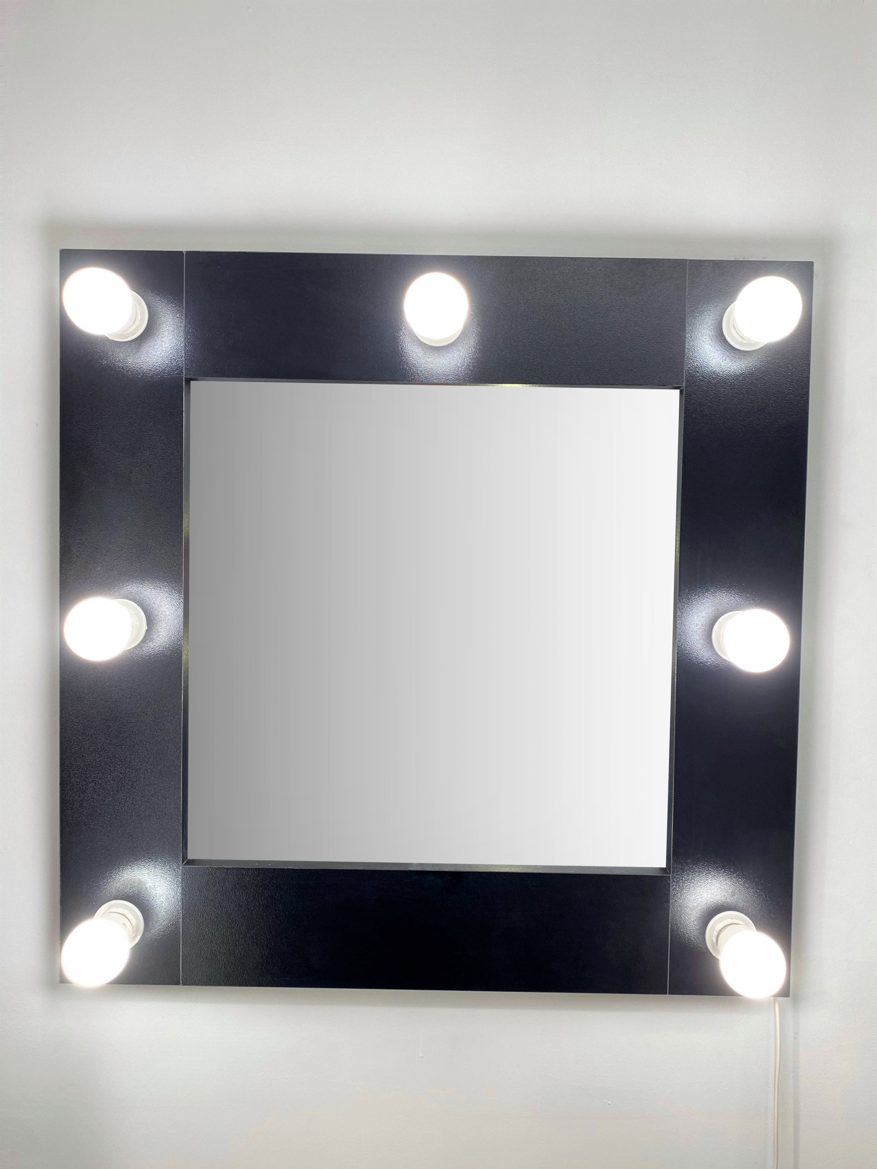 91053070 Гримерное зеркало с лампочками 60x60 см черный STLM-0458980 BEAUTYUP