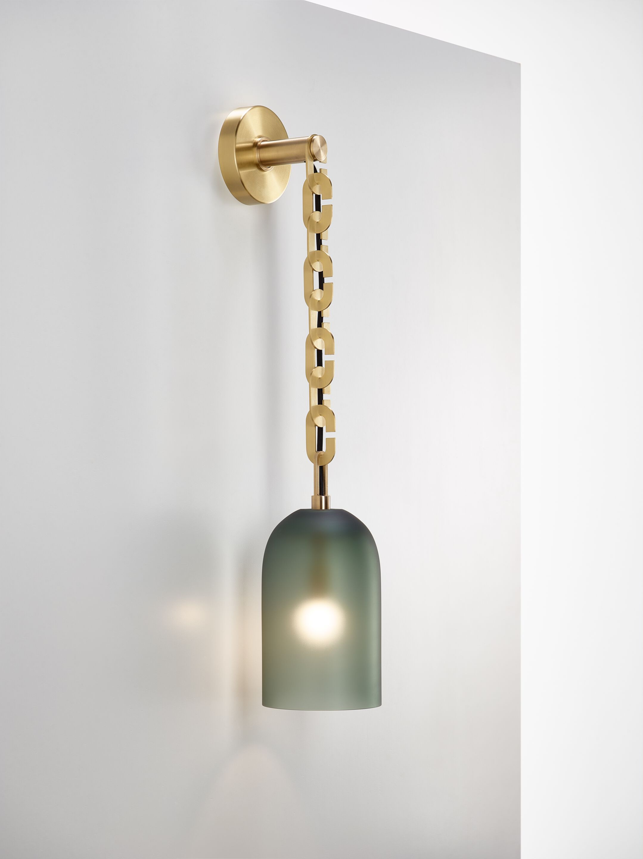 Светодиодный настенный светильник из дутого стекла и латуни SkLO купол ARCH-00051320 - Вид №3