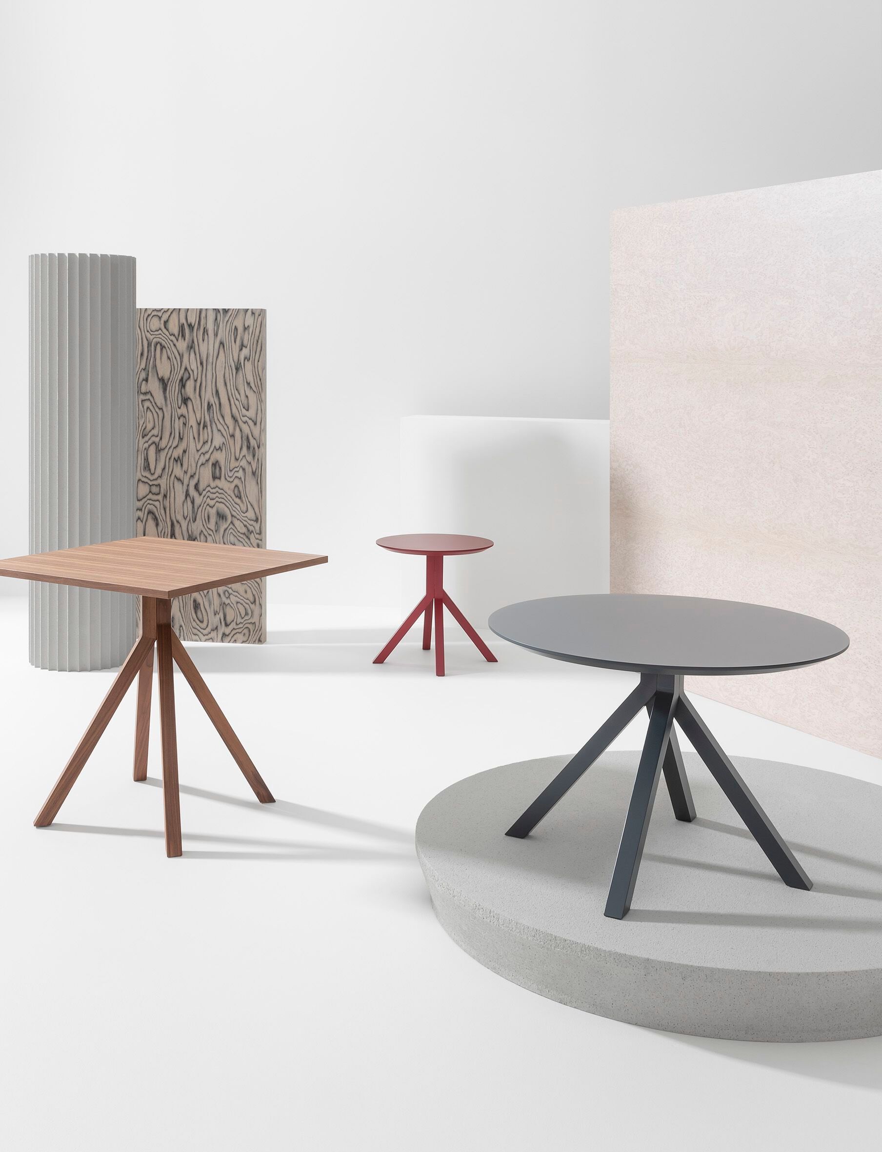 Круглый журнальный столик с каркасом из ореха или бука Billiani Grapevine ARCH-00090522 - Вид №4