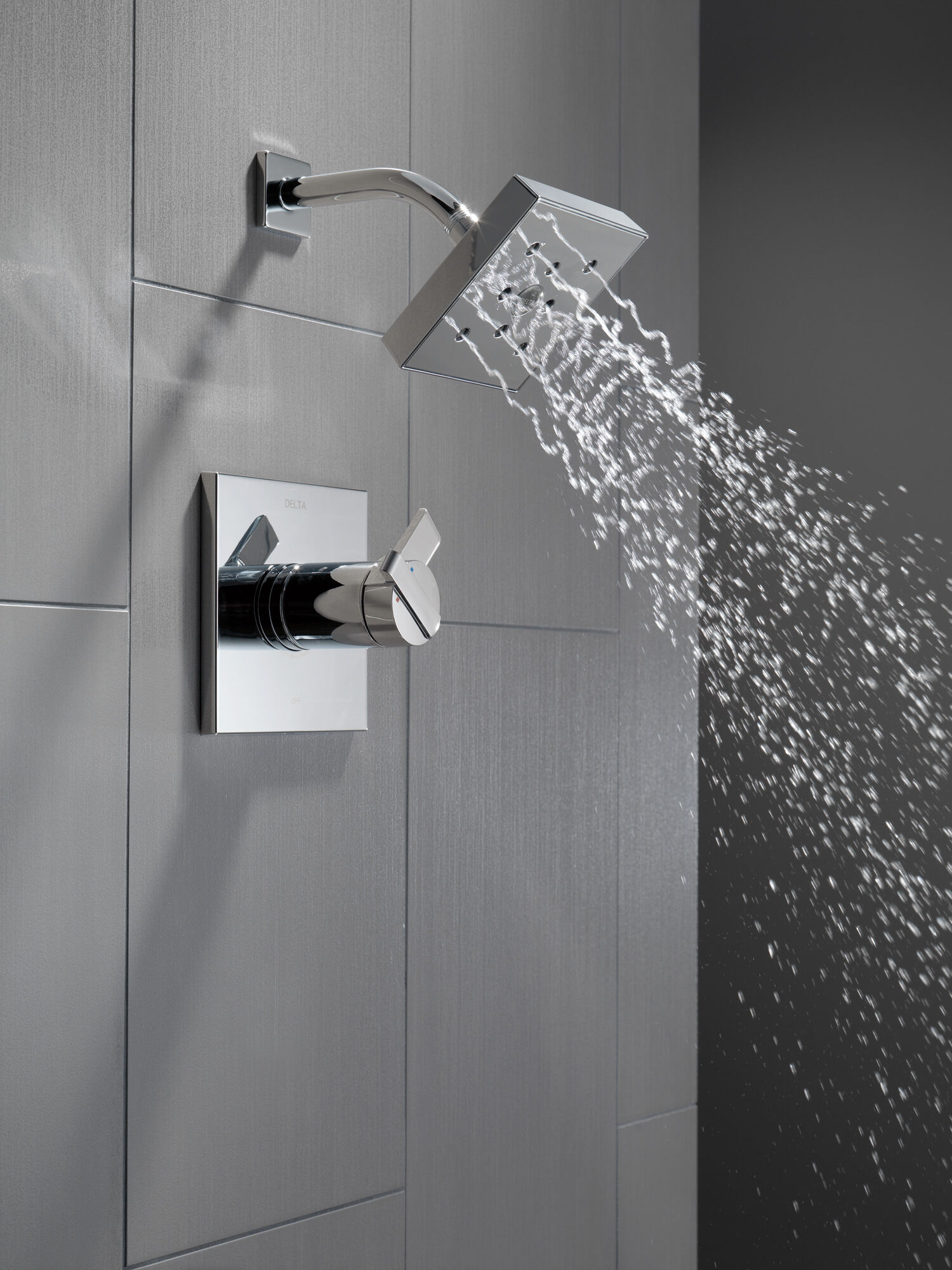 Running shower. Встраиваемые душевые системы. Delta-57740-Running-Shower-head-in-Brilliance-Stainless-2227. Faucet.