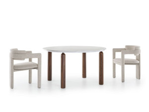 Круглый обеденный стол