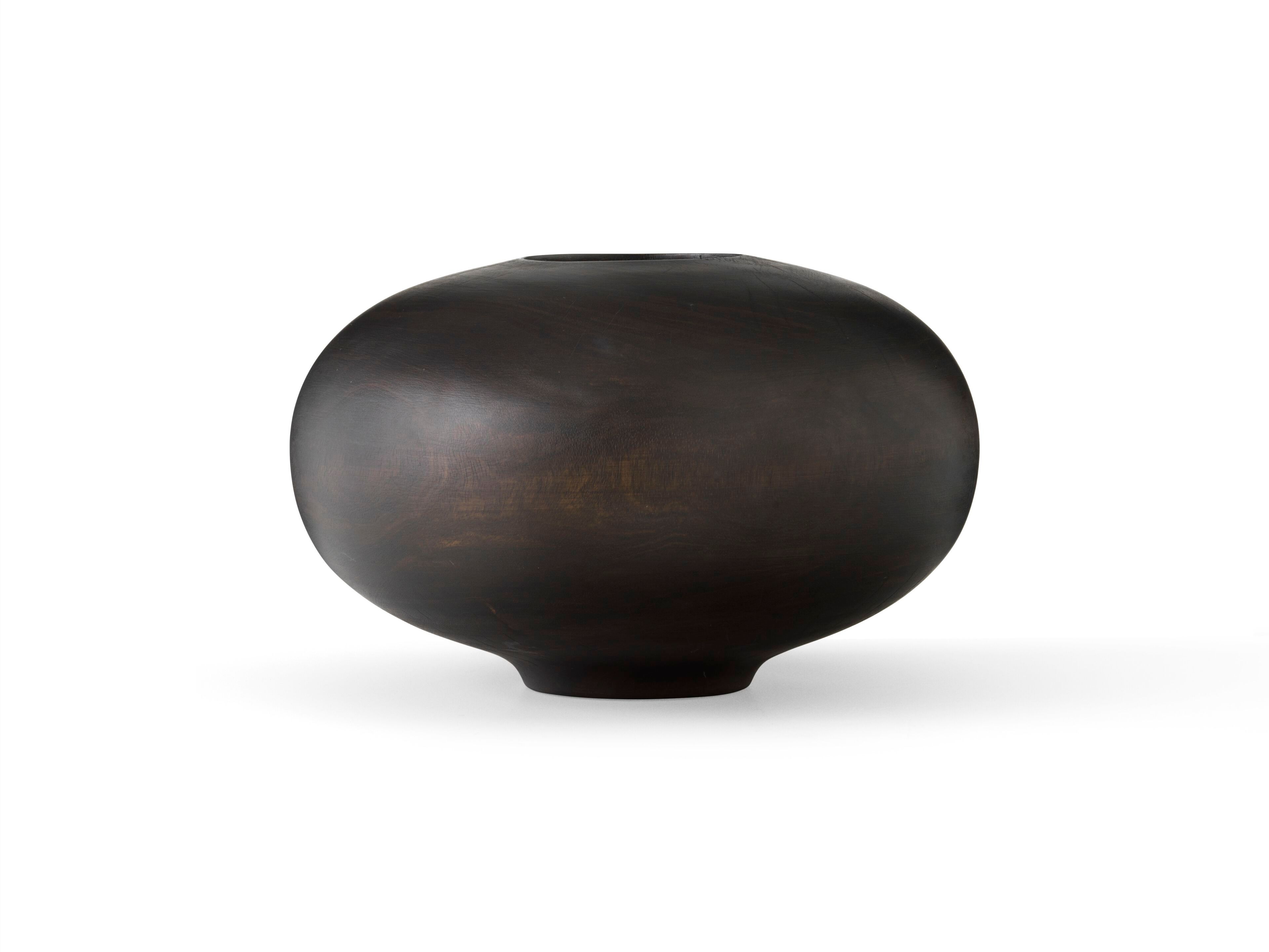 Ваза из манго Audo Copenhagen SURROUND ARCH-00005828