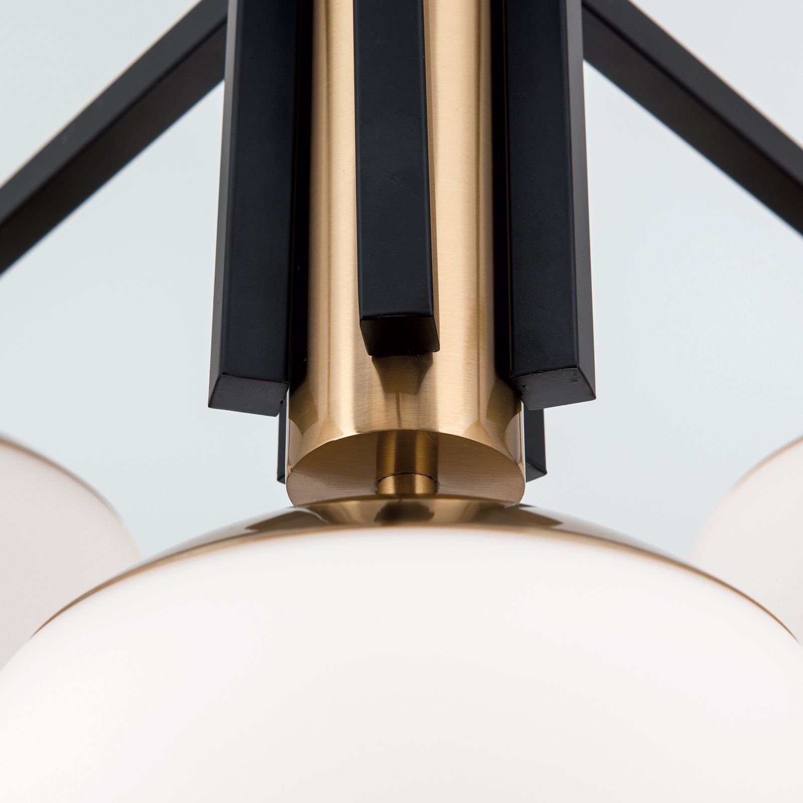 Люстра из опалового стекла с регулируемой яркостью Orion Жозефина ARCH-00086818