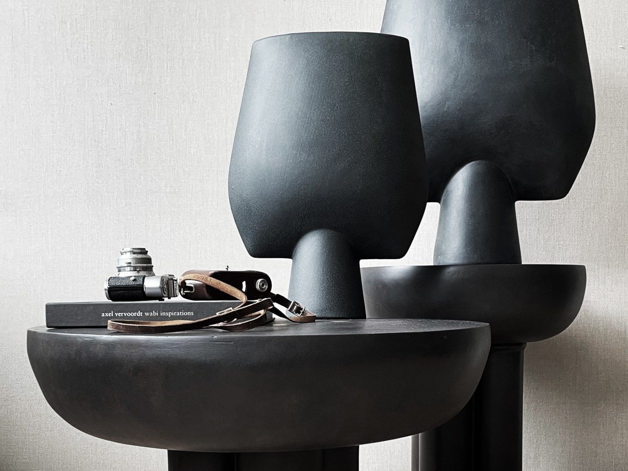 Круглый журнальный столик из волокнистого бетона 101 Copenhagen Crown ARCH-00009162 - Вид №8