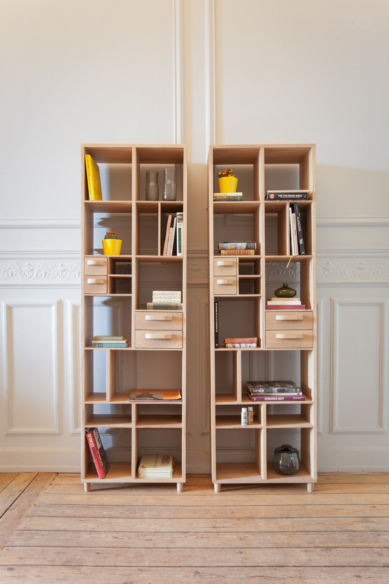 Книжный шкаф из массива дерева Ethnicraft Pirouette ARCH-00110576 - Вид №2