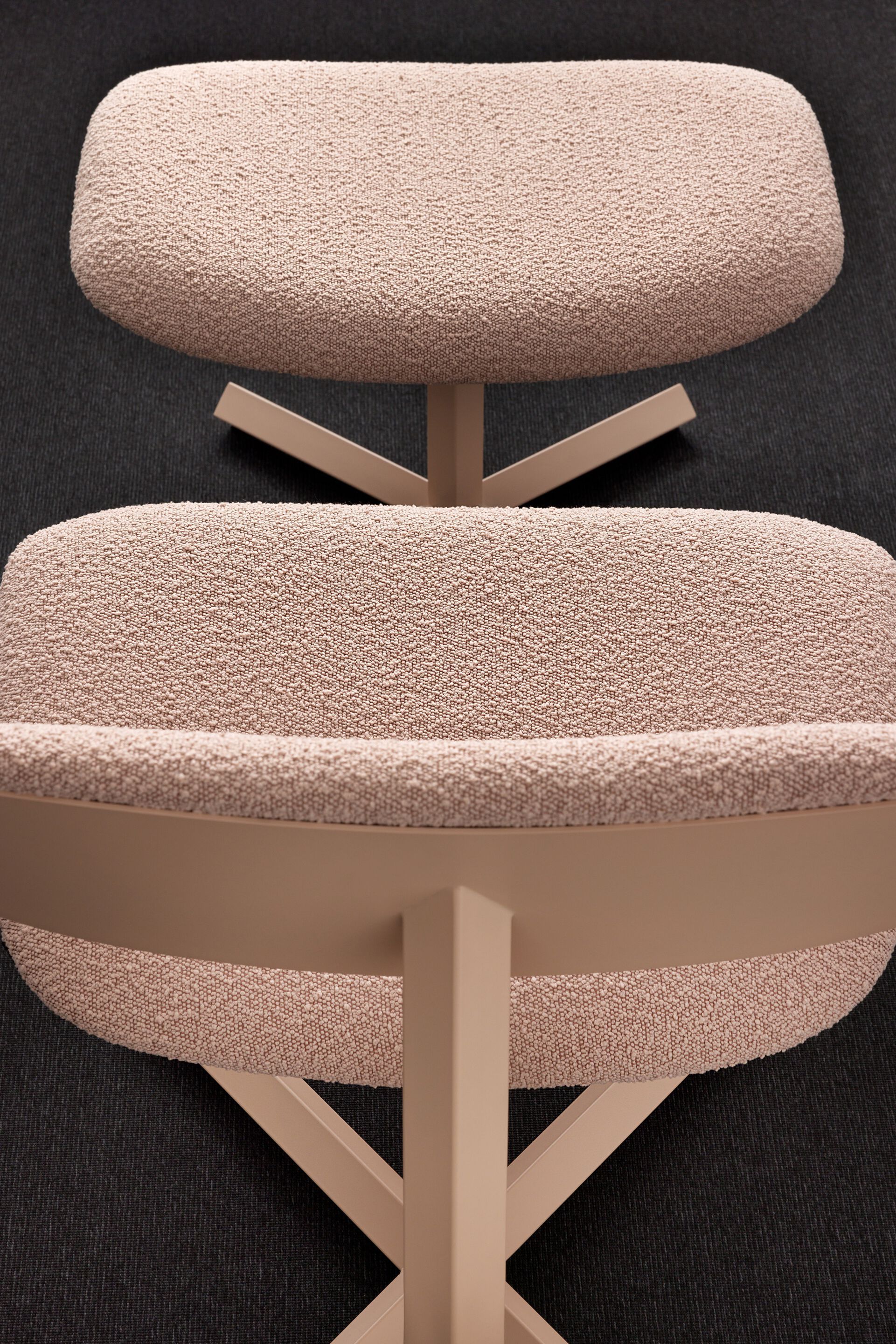 Стальная 4-спицевая мягкая подставка для ног Mara Typo ARCH-00087515 - Вид №14