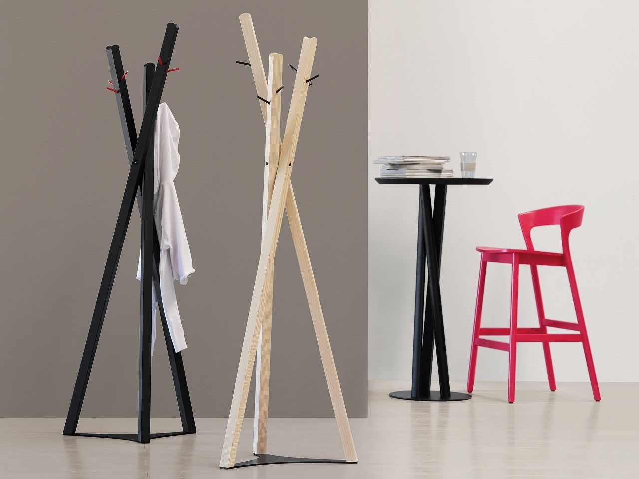 Деревянная напольная вешалка TrabA' TOBIAS ARCH-00037531 - Вид №4