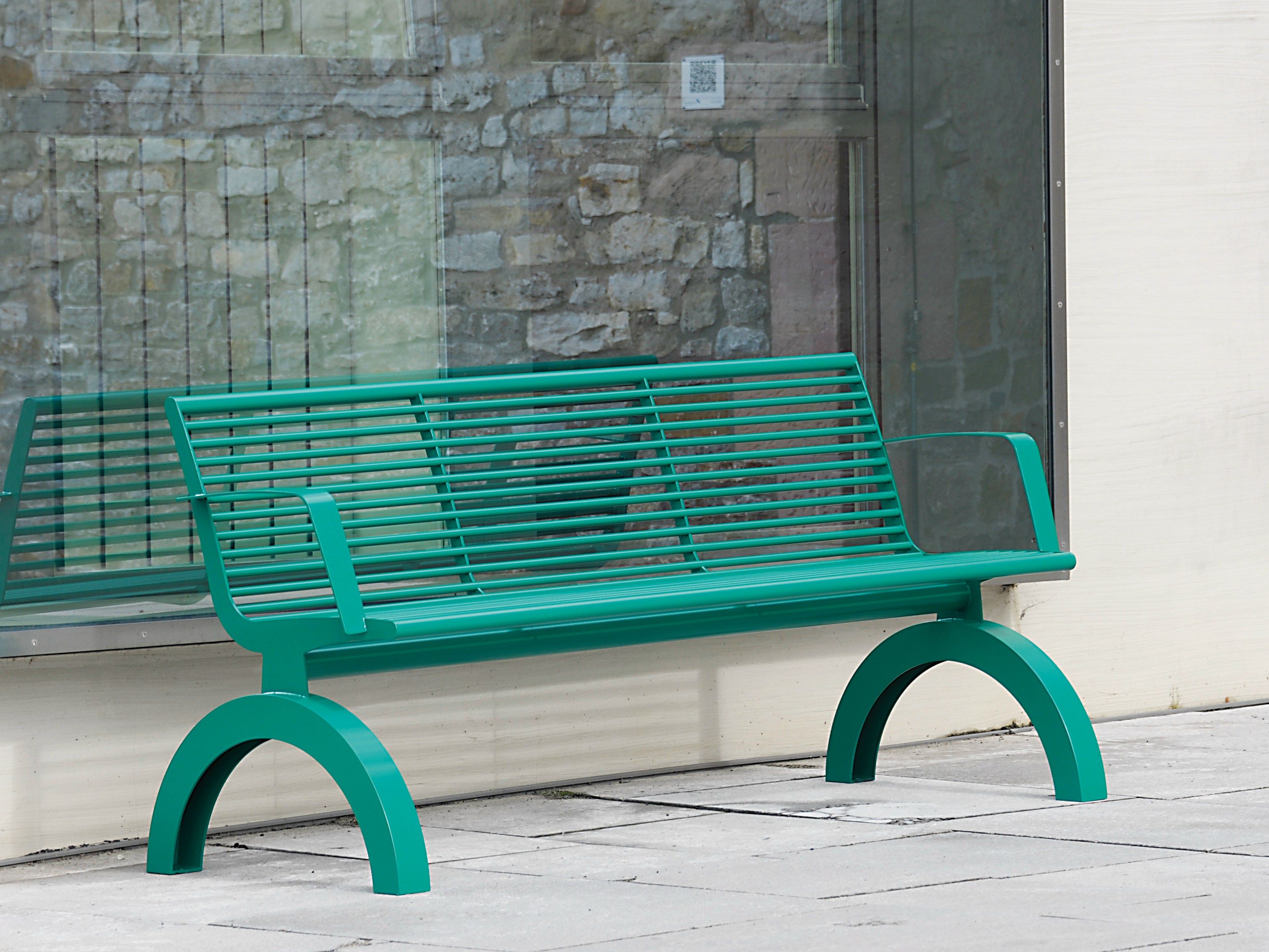 Скамья из нержавеющей стали с подлокотниками BENKERT BANKE Siardo ARCH-00050100