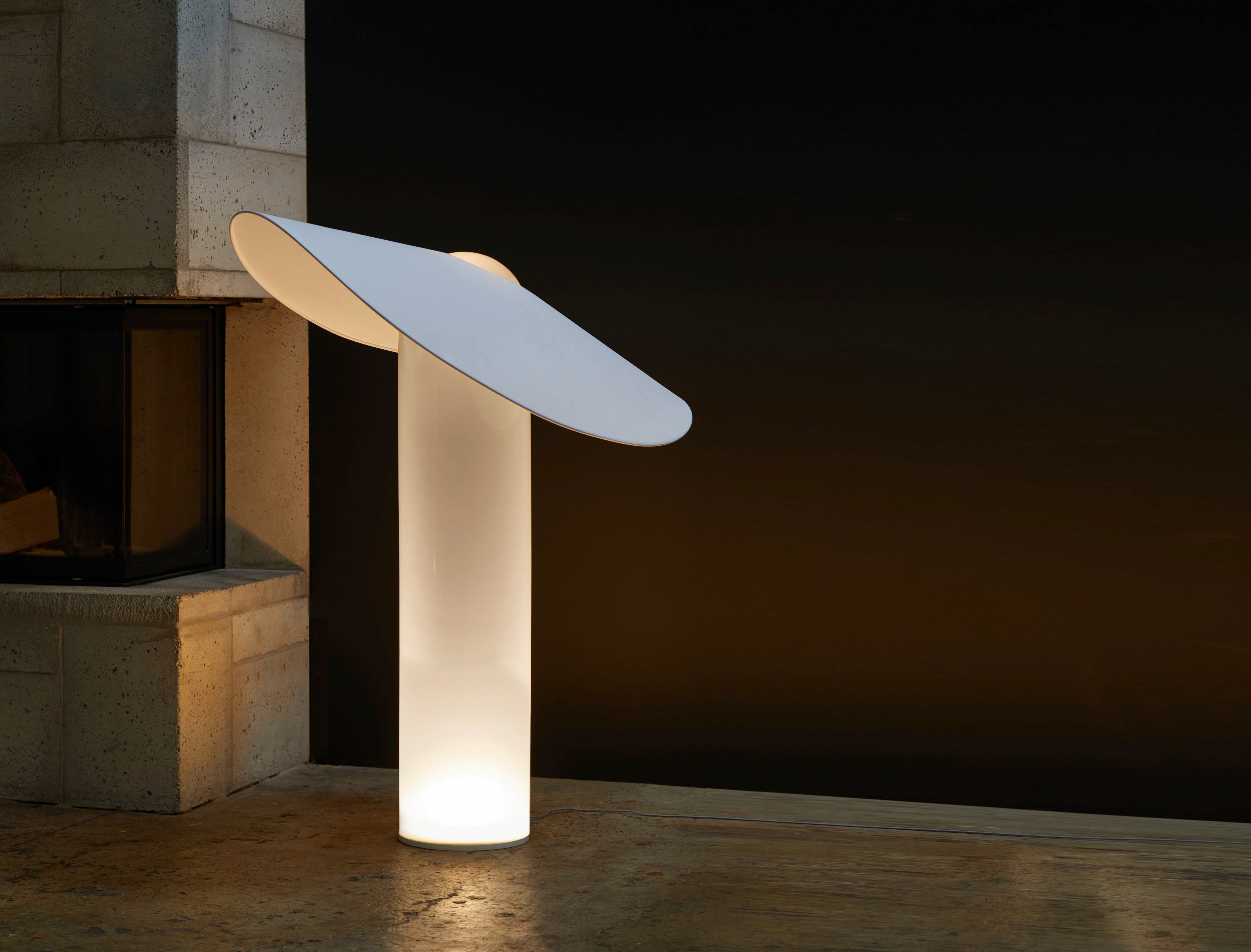 Регулируемая напольная лампа из дутого стекла Midgard Licht Loja ARCH-00067482 - Вид №2