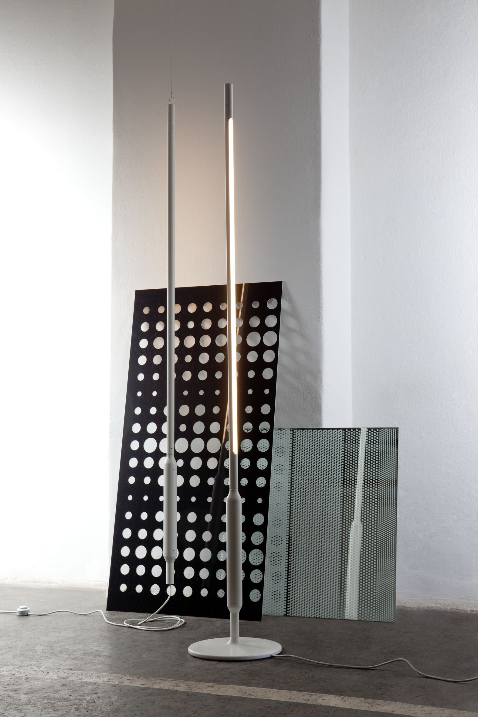 Алюминиевая люминесцентная напольная лампа Vertigo Bird ARCH-00114865 - Вид №1