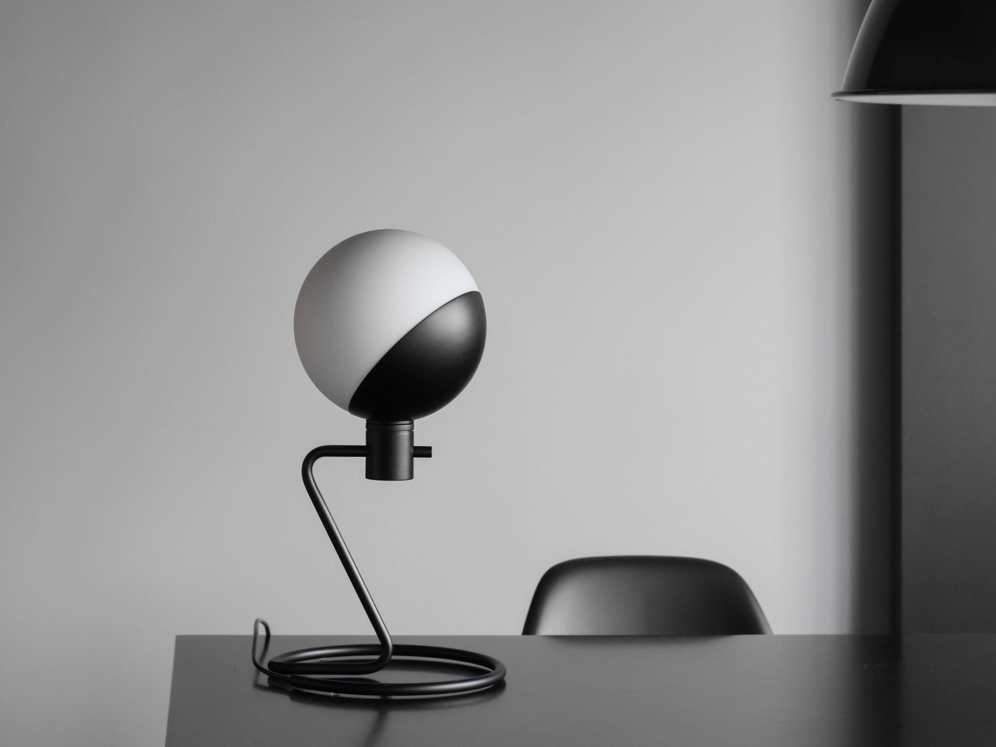 Настольная лампа из дутого стекла Grupa Baluna ARCH-00059372 - Вид №2