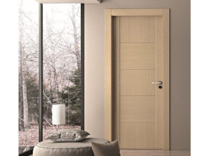 Распашная дверь из шпона