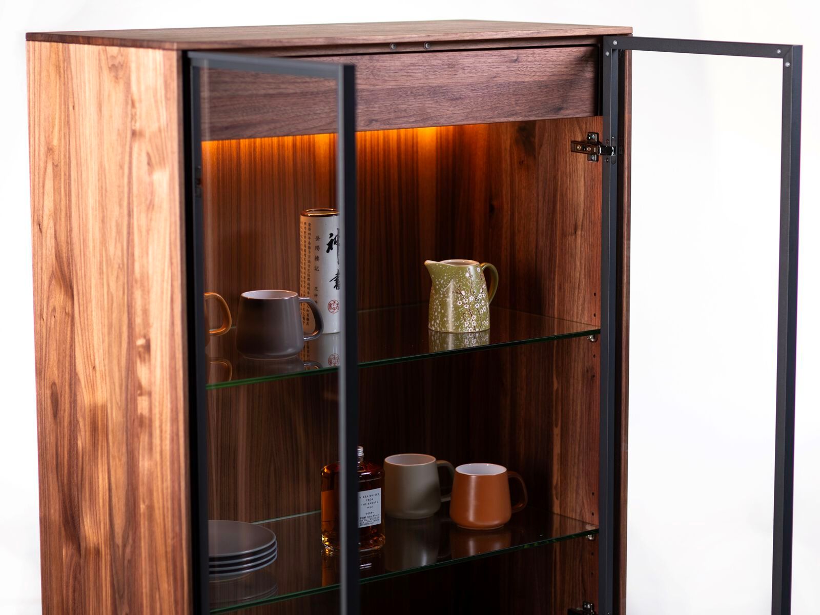 Витрина из массива дерева sixay furniture Finn ARCH-00017978