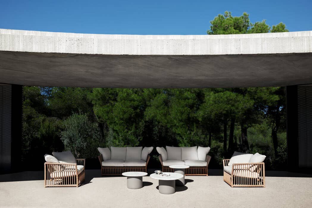 Полиуретановый садовый журнальный столик с мраморной столешницей B&B Italia Outdoor BUTTON ARCH-00127623 - Вид №5