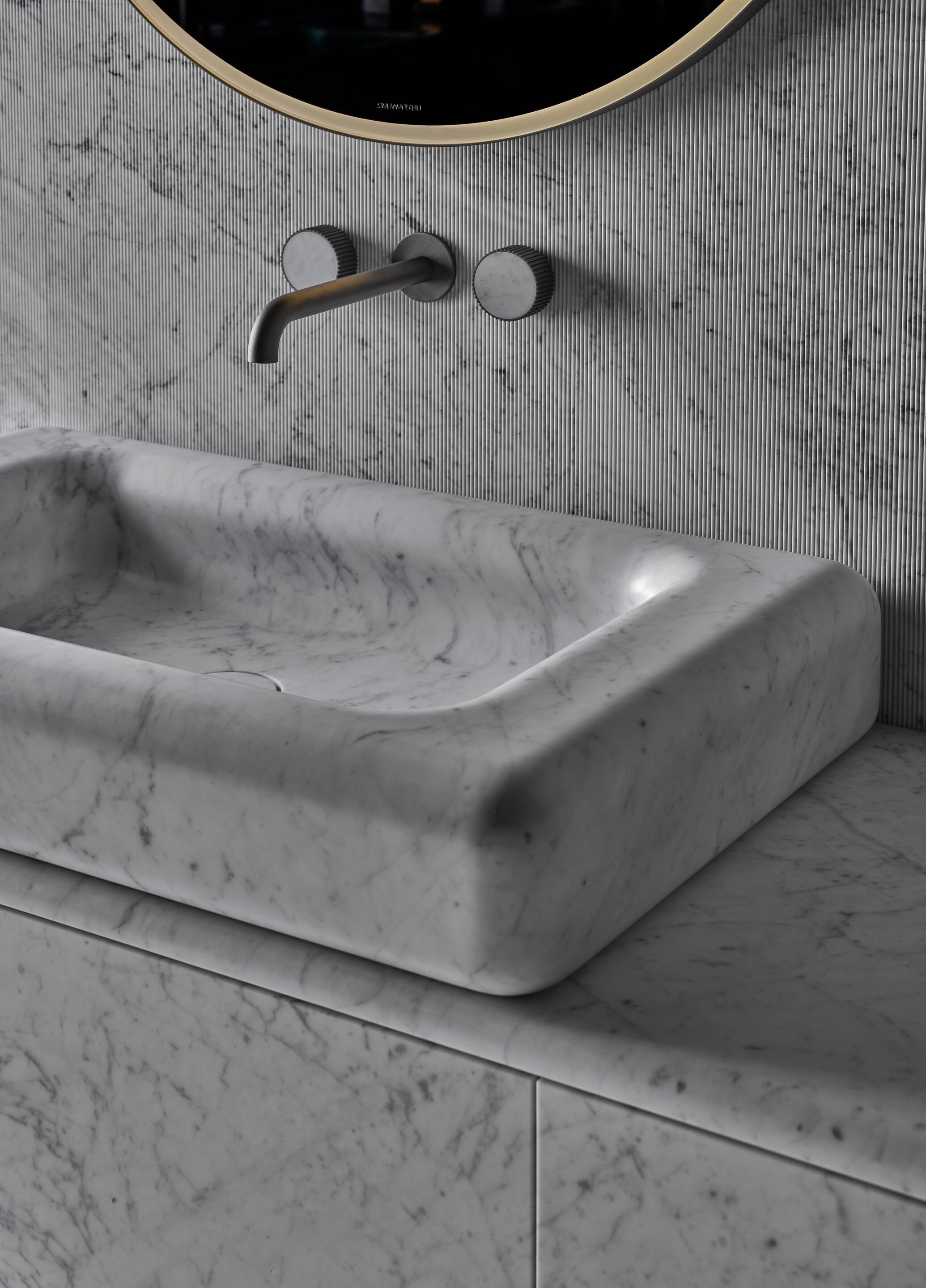 Каменный подвесной шкаф для ванной комнаты Salvatori NEREO ARCH-00116957 - Вид №7