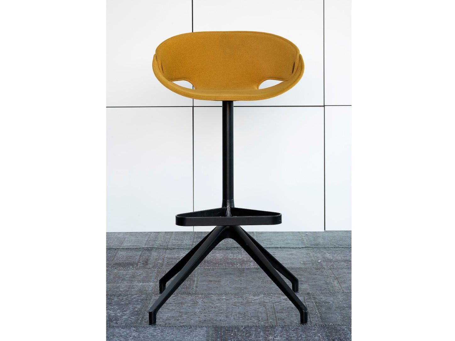 Высокий тканевый поворотный стул с подставкой для ног Tonon FL@T ARCH-00105669 - Вид №2