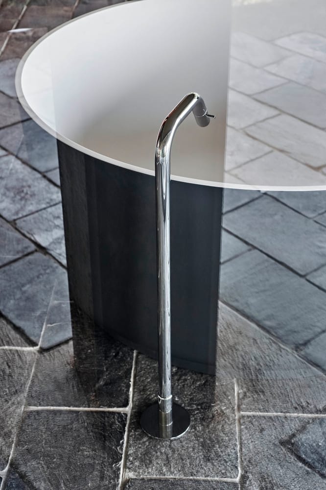 Латунный напольный дозирующий носик для ванны Agape Memory ARCH-00003645