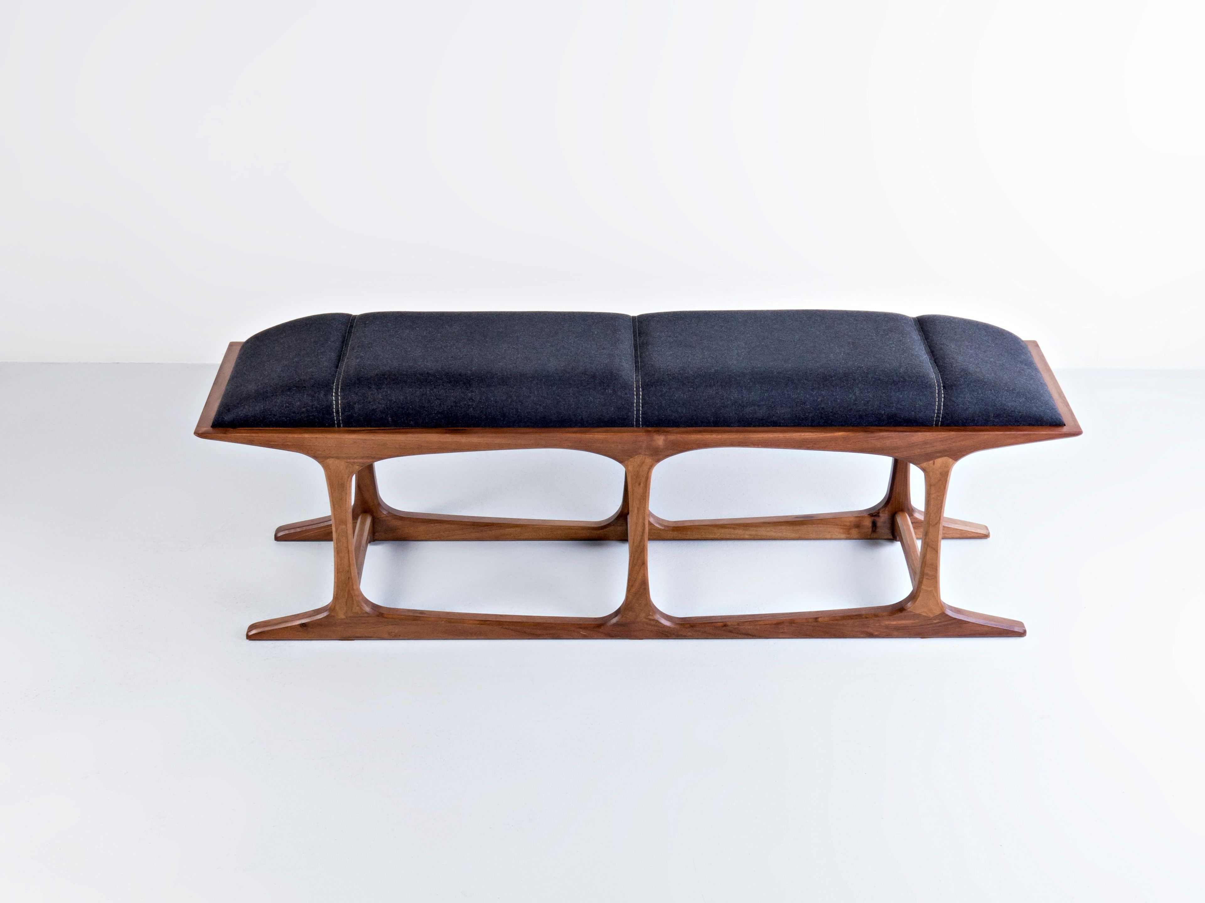 Деревянная скамья HOOKL und STOOL Most ARCH-00042147 - Вид №2