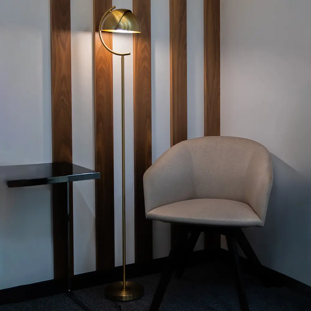 Торшер Camelion Sunny в бронзовом исполнении с металлическим плафоном 89413698 STLM-1576647