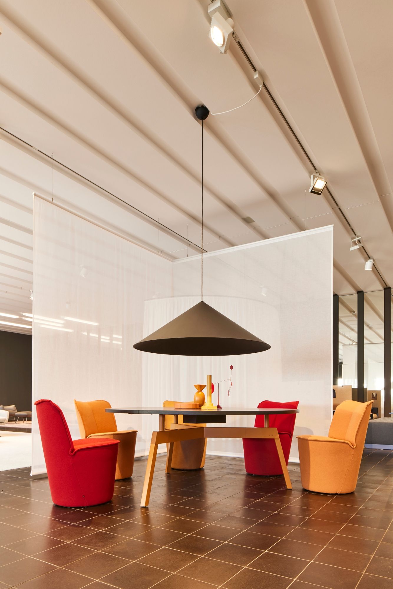 Круглый стол для встреч HPL COR Level ARCH-00003381 - Вид №1