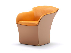 Кожаное кресло