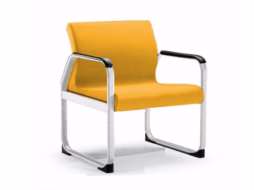 Тканевое кресло с подлокотниками TALIN ARCH-00109068