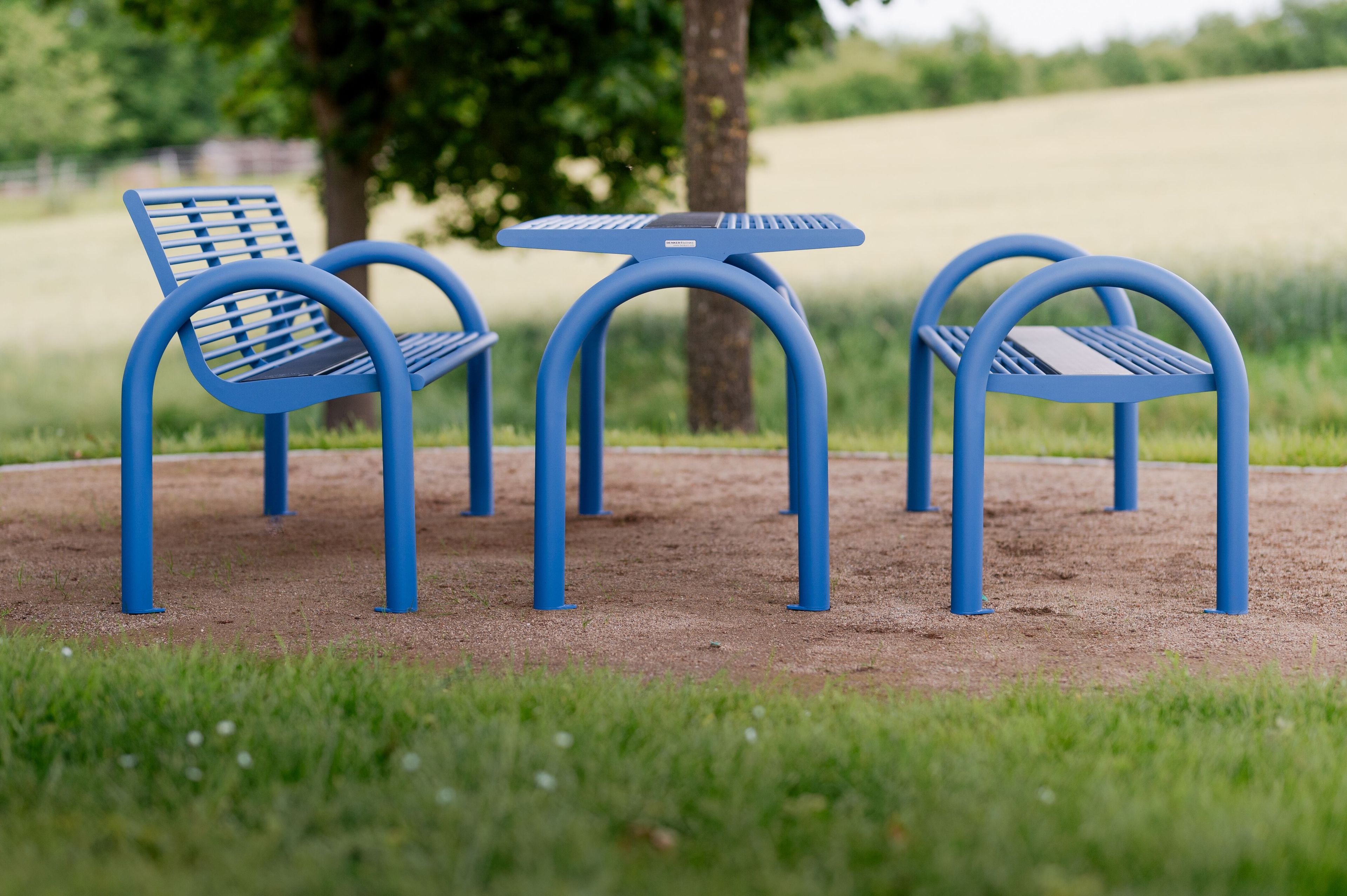 Скамейка из нержавеющей стали со встроенным освещением с подлокотниками BENKERT BANKE Siardo ARCH-00137308 - Вид №3