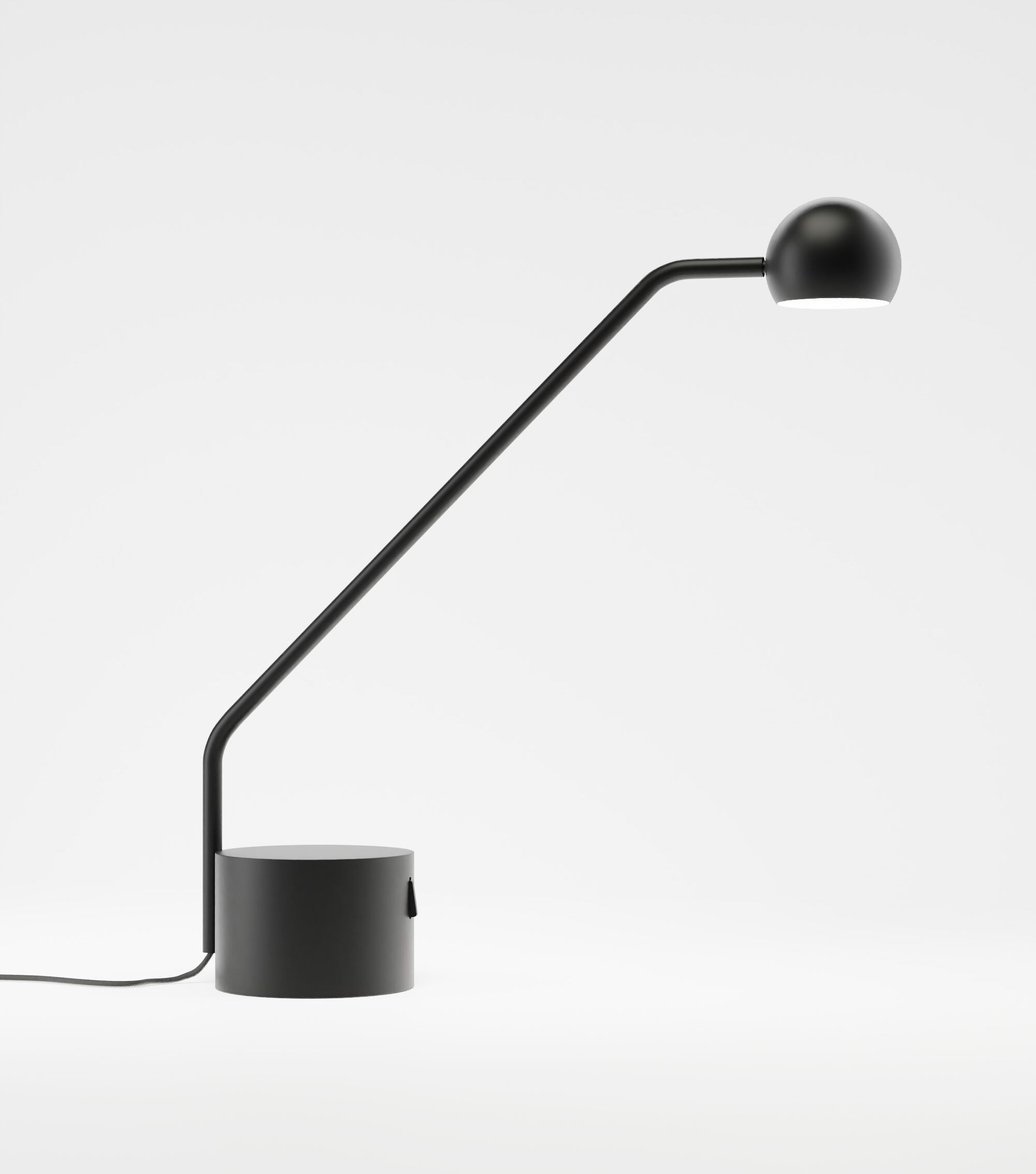 Металлическая настольная лампа со встроенным беспроводным зарядным устройством Marzais Créations Harper ARCH-00043744 - Вид №3