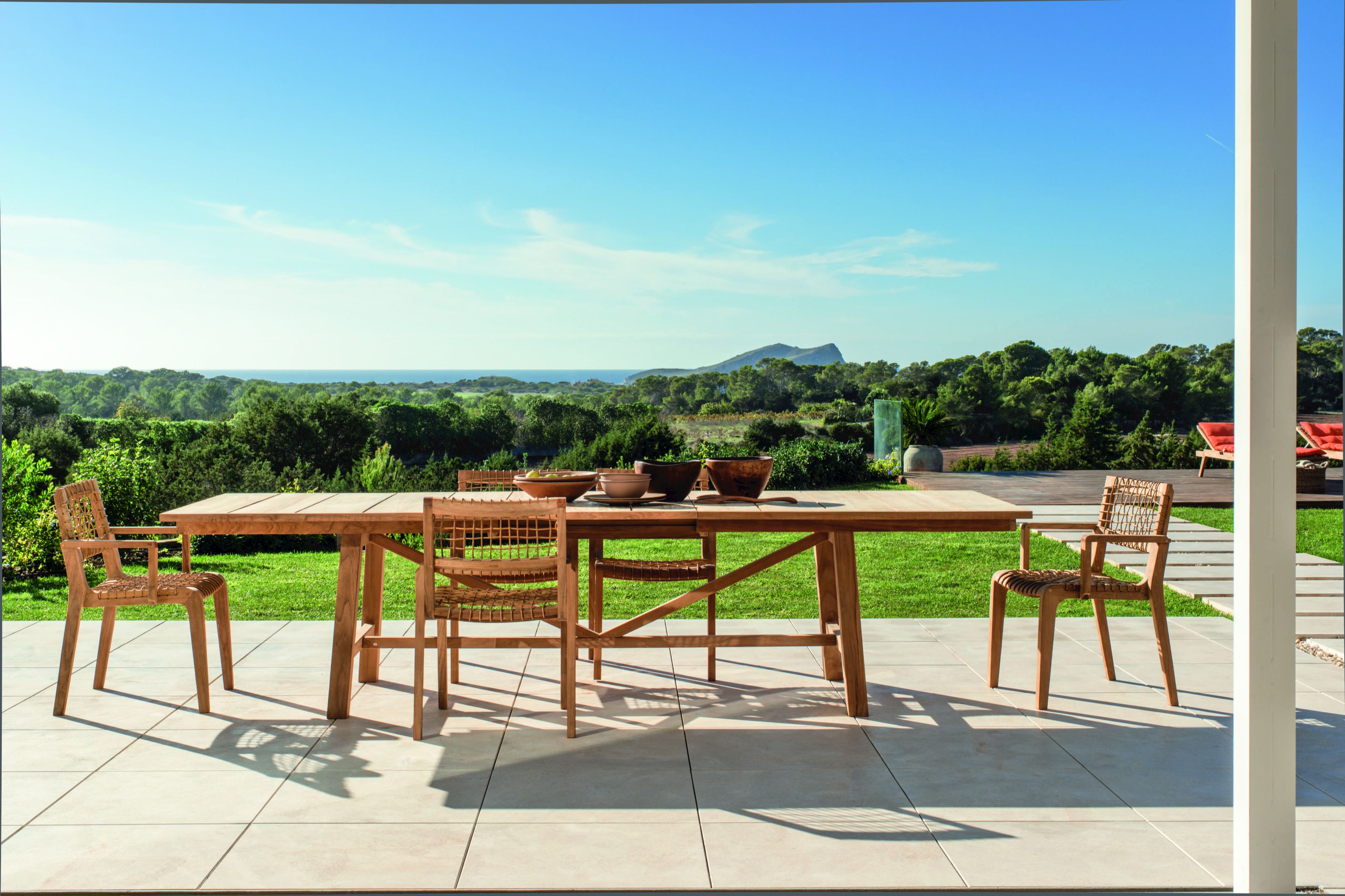 Стул из тикового дерева с подлокотниками Unopiù Синтез ARCH-00012446 - Вид №1