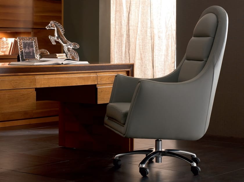 4-спицевое кожаное вращающееся кресло Cantiero ELETTRA Day ARCH-00145416