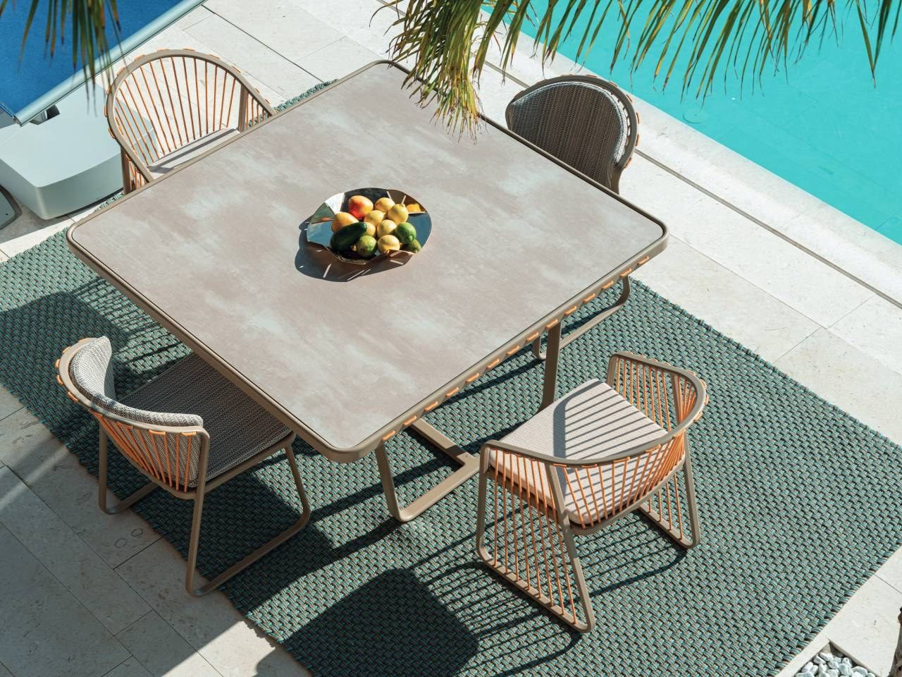 Квадратный садовый стол из ламината Coro Sally ARCH-00019009 - Вид №3