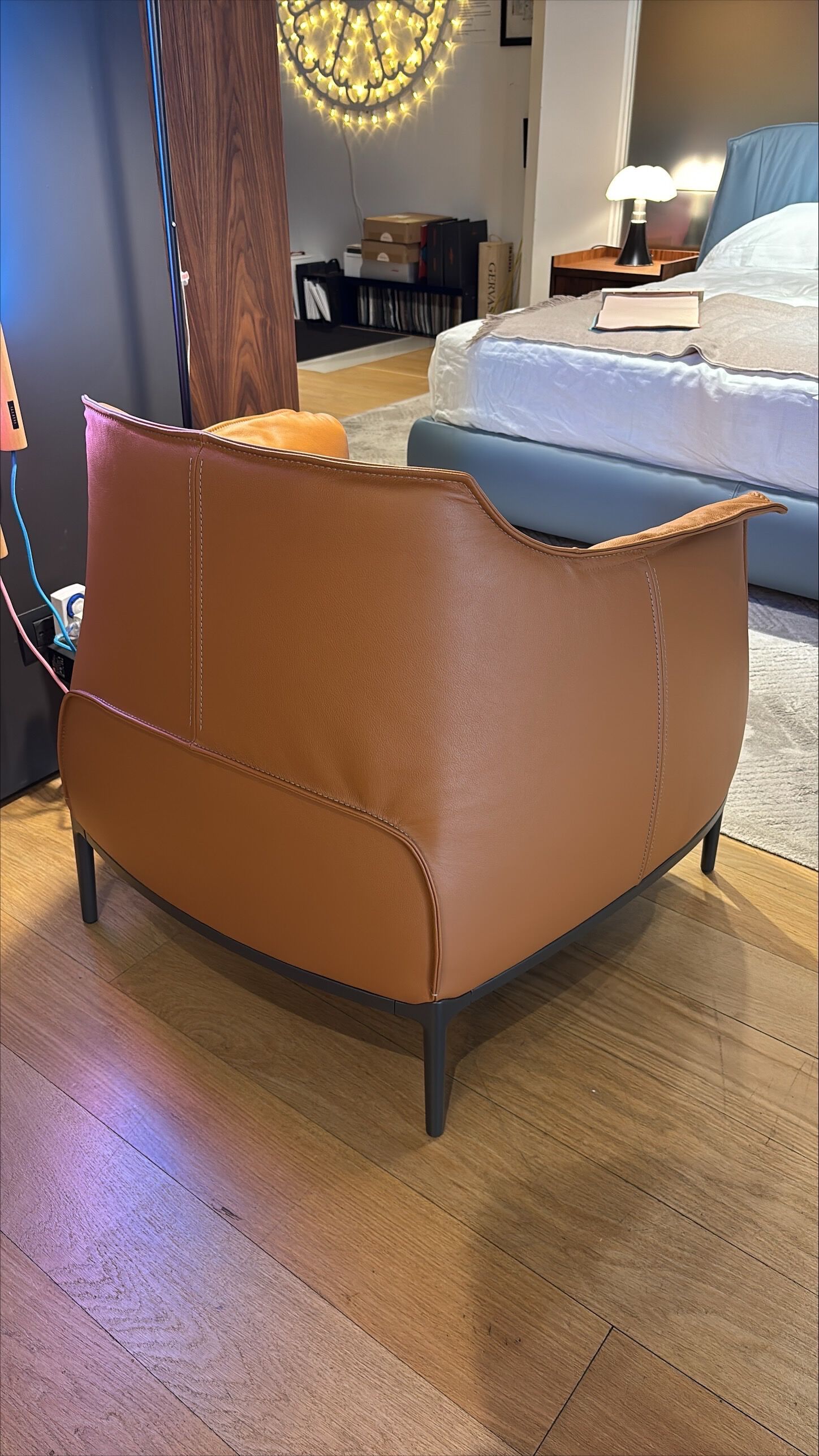 Кожаное кресло In Stock Poltrona Frau ARCH-00131858 - Вид №2