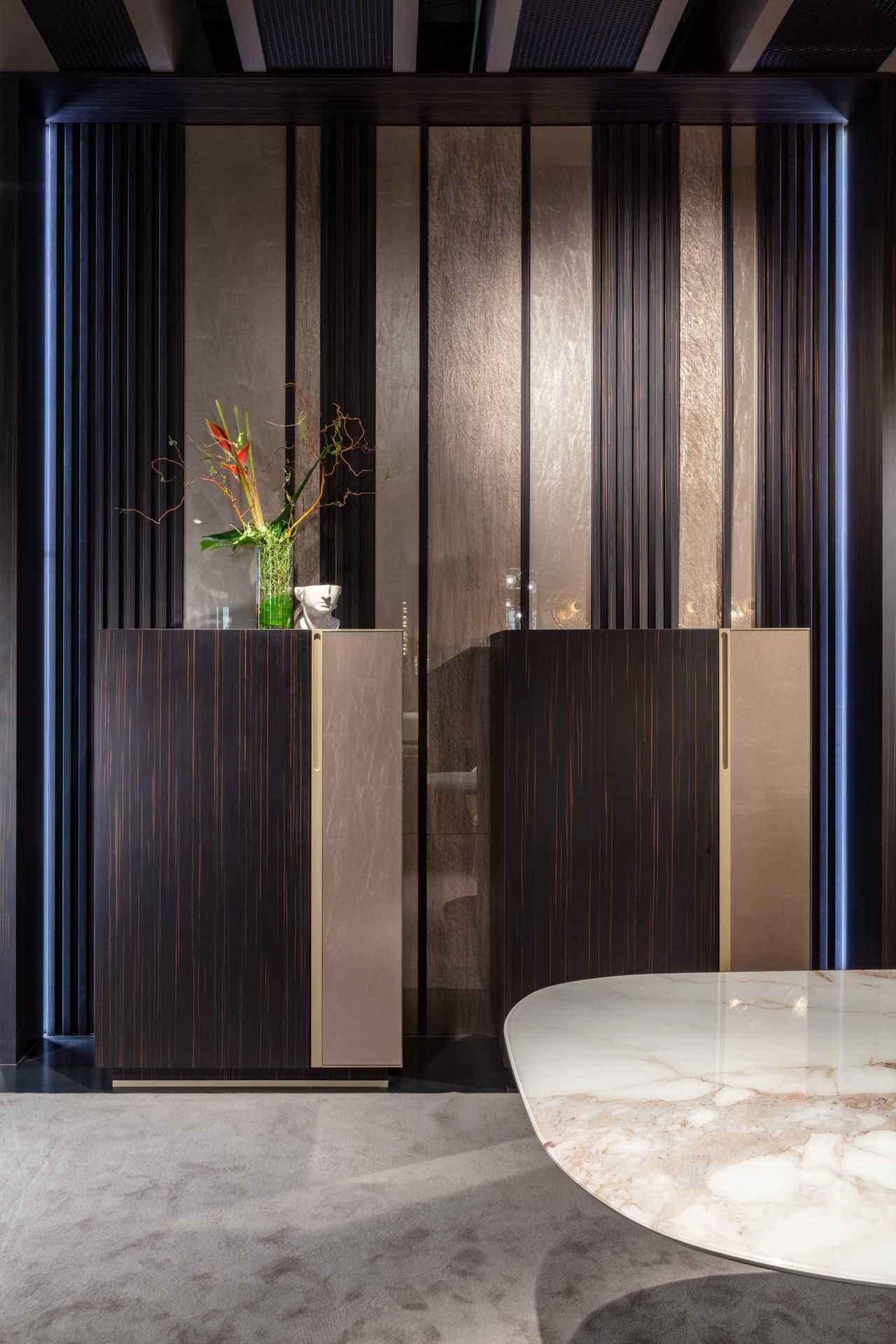 Буфет из черного дерева со встроенным освещением Sicis Island ARCH-00092105 - Вид №2