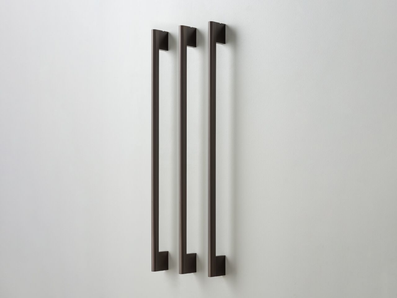 Настенный тройной электрический халат из нержавеющей стали CEADESIGN SIXTY-Accessories ARCH-00038748 - Вид №1