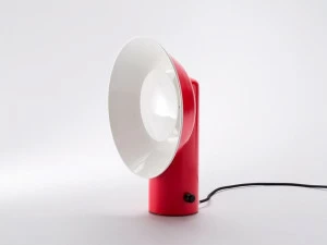 ZAVA Настольная металлическая светодиодная лампа прямого света Reverb