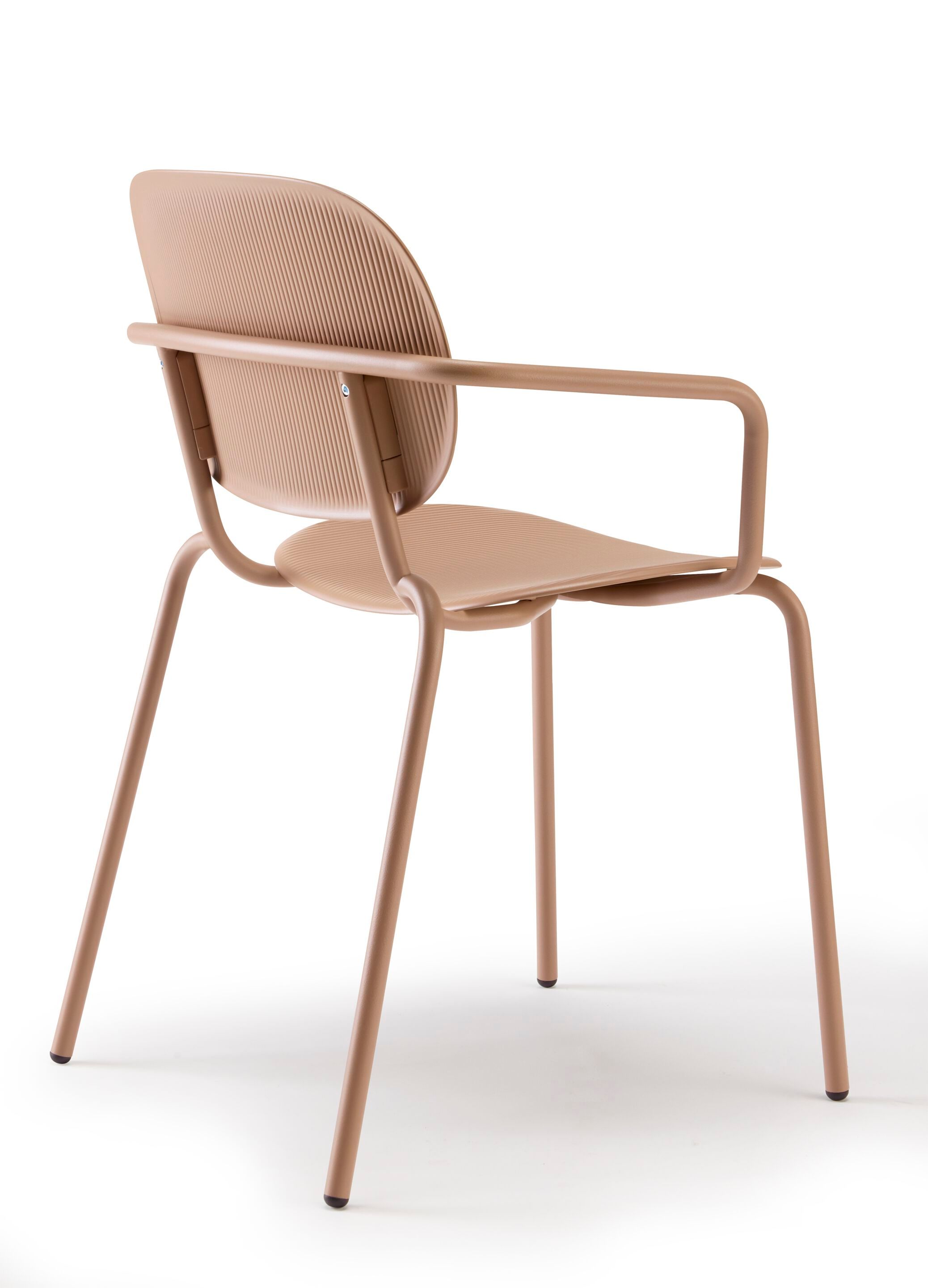 Кресло из переработанного инженерного пластика со стальной рамой и подлокотниками S-CAB Si-Si ARCH-00021902 - Вид №4