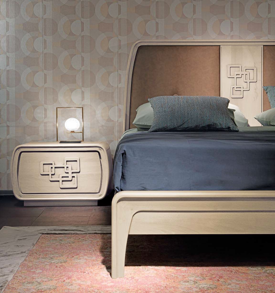 Деревянная тумбочка с ящиками Cantiero AMARCORD Night ARCH-00067415 - Вид №1