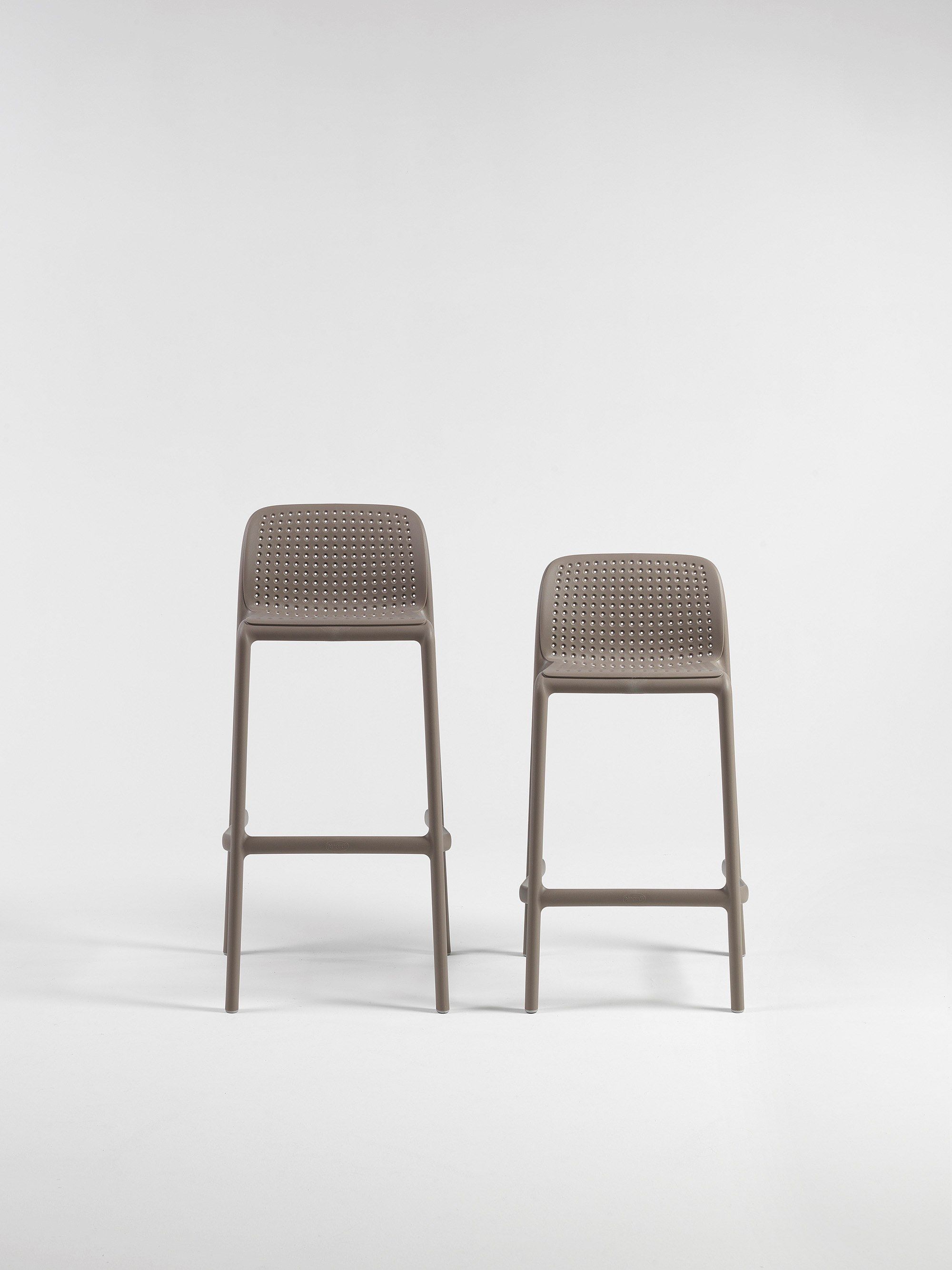 Высокий штабелируемый стул с подставкой для ног Nardi Bora-Riva-Costa ARCH-00103395 - Вид №1