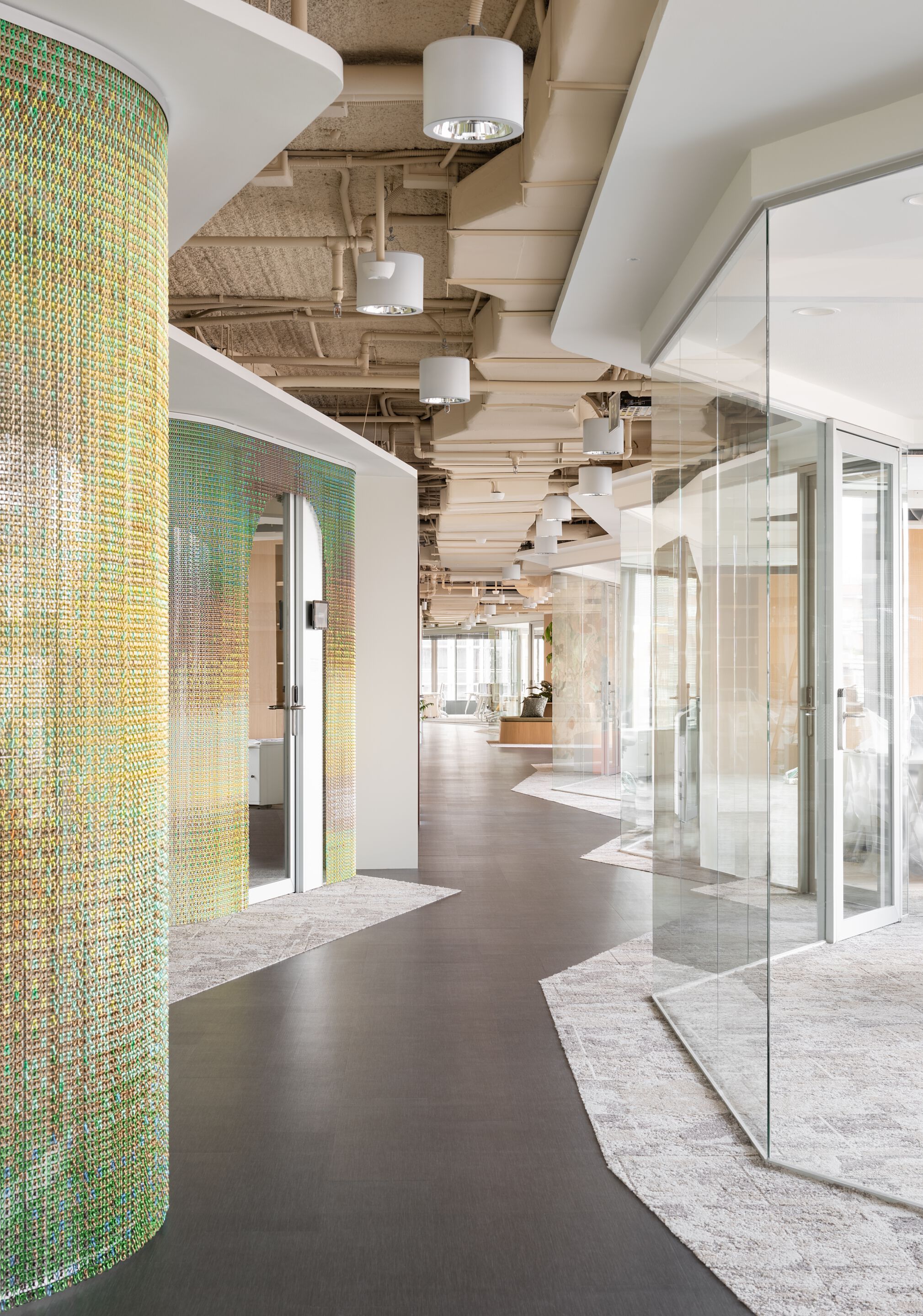 Алюминиевая проволочная палатка Kriskadecor WALLCOVERING - COWORKING LOOM CASTELLANA 85 ARCH-00020984