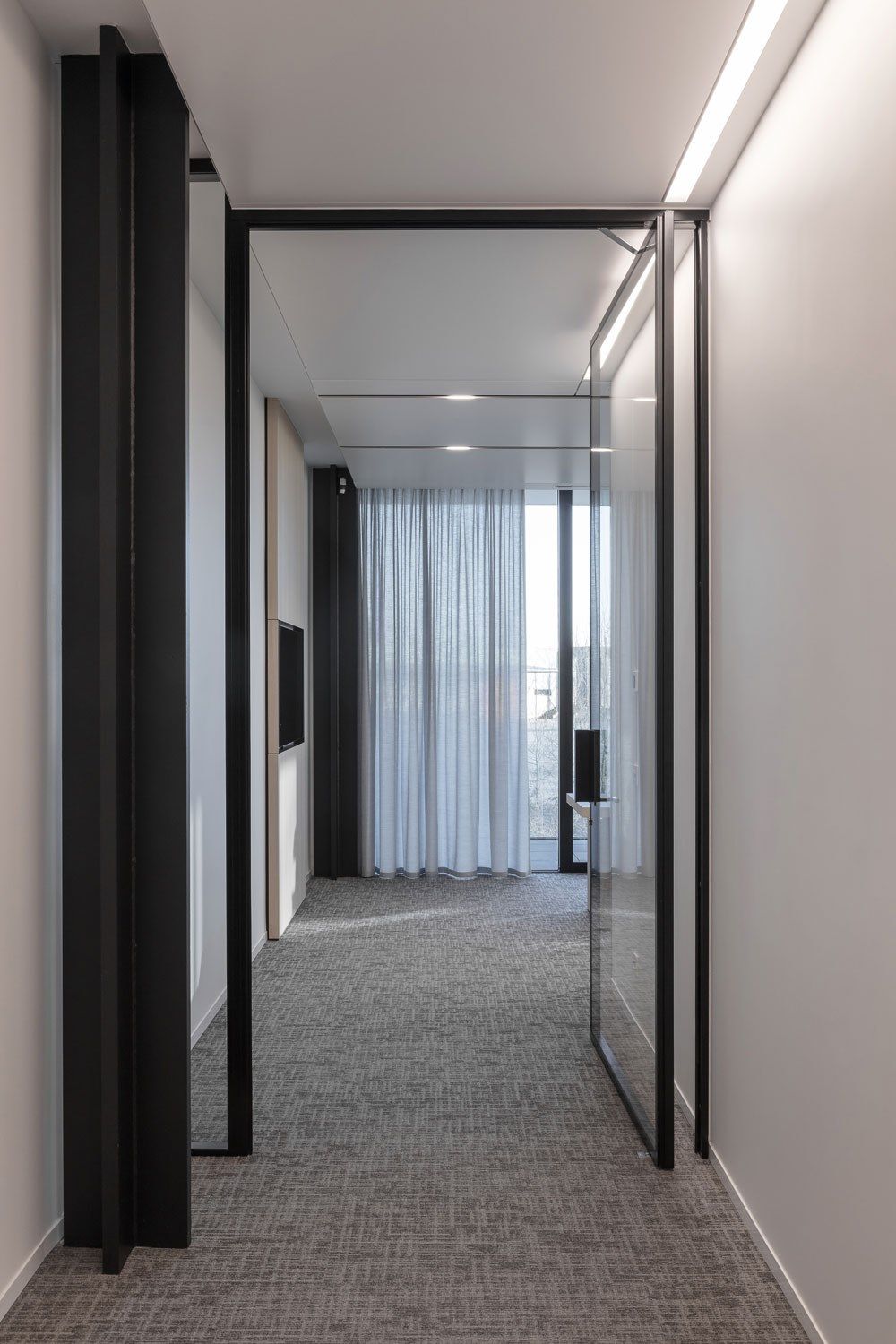 Алюминиевый потолочный линейный профиль освещения Deltalight Streamliner ARCH-00101849 - Вид №3