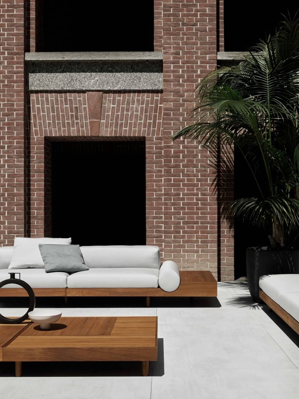 Сад диван из массива тикового дерева и ткани Living Divani Kasbah ARCH-00029400 - Вид №8