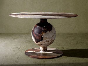 Круглый мраморный стол