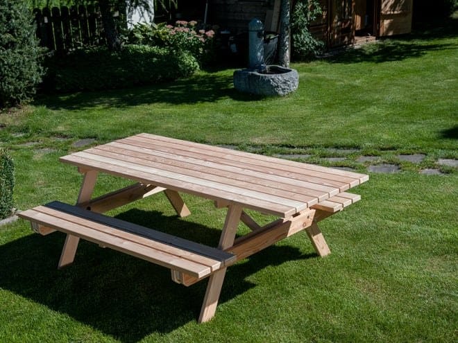 Деревянный стол для пикника с местом для инвалидов Pircher Double Face ARCH-00028617 - Вид №2