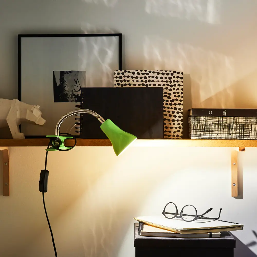 INSPIRE Salta — регулируемая настольная лампа на прищепке в фисташковом цвете 84756124 STLM-1354354