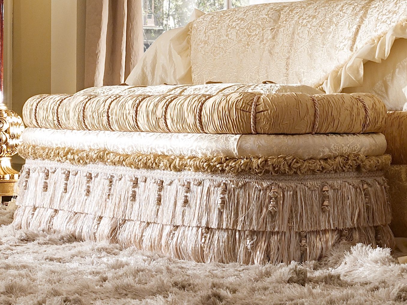 Мягкая скамейка для хранения ткани A.R. Arredamenti Grand Royal ARCH-00000193