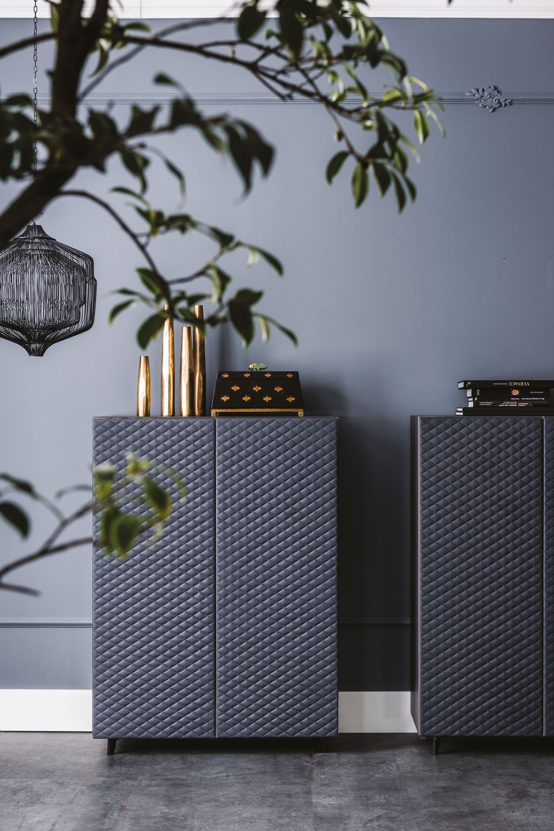 Шкаф с кожаными распашными дверцами Cattelan italia TIFFANY ARCH-00053478 - Вид №1