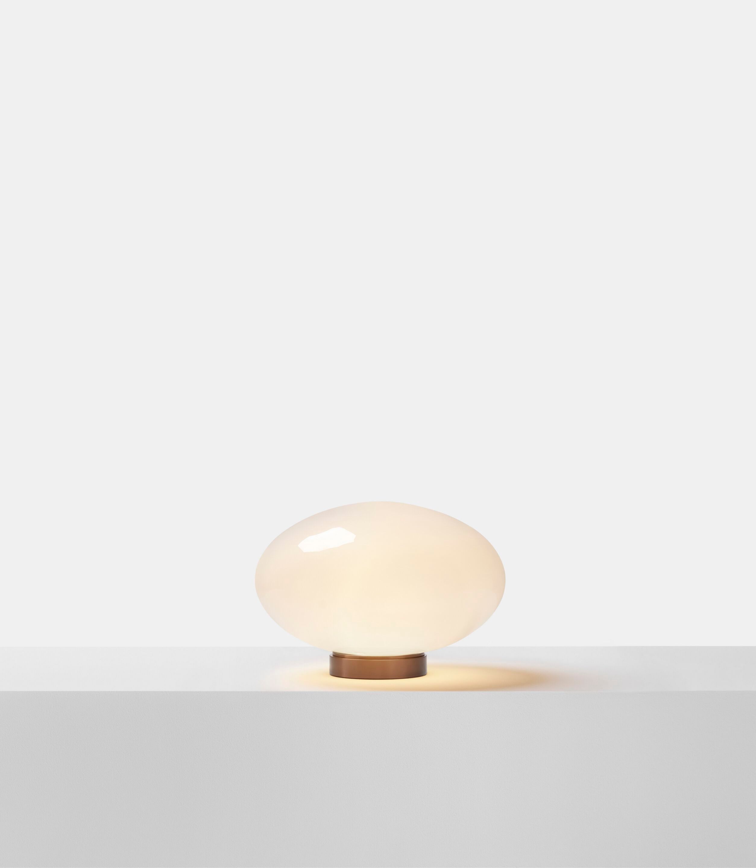 Стеклянная светодиодная настольная лампа с регулируемой яркостью Ross Gardam Aeris ARCH-00122460 - Вид №17