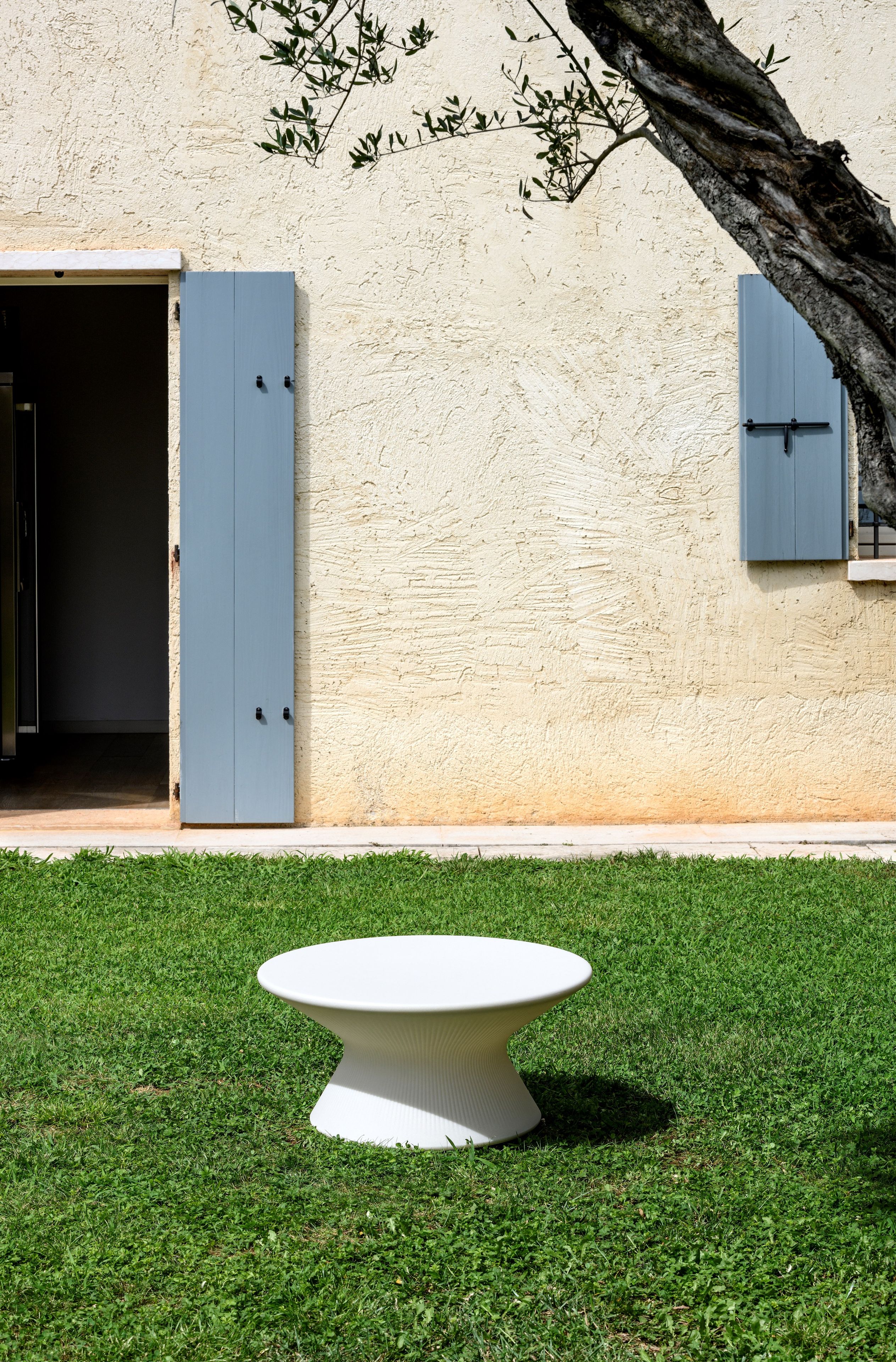 Круглый стол из полиэтилена PLUST Fade ARCH-00022756 - Вид №16